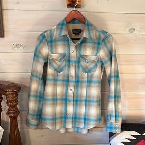 Woman’s wool Pendleton flannel